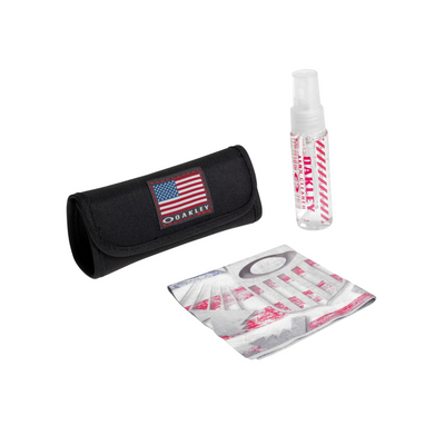 Набір для очищення лінз Oakley USA Flag Lens Cleaning Kit 0888392095121 фото