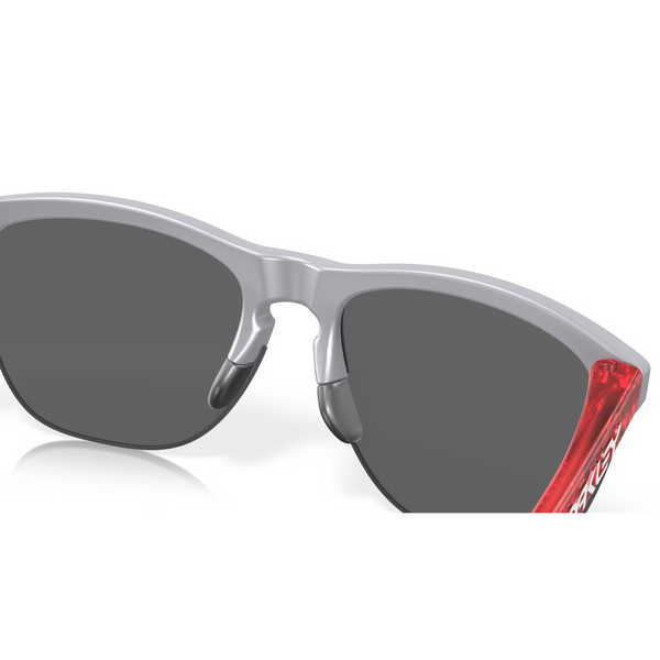 Сонцезахисні окуляри Oakley Frogskins Lite Matte Fog/Prizm Black 2200000187765 фото