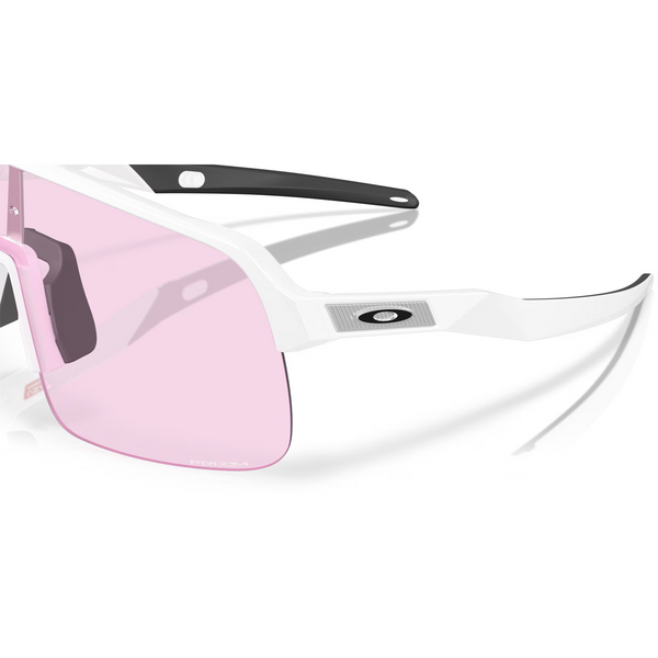 Сонцезахисні окуляри Oakley Sutro Lite S Matte White/Prizm Low Light 0888392665911 фото
