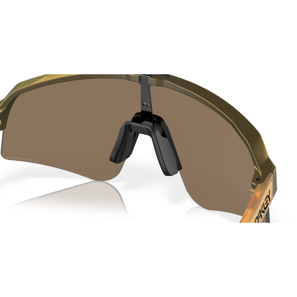 Сонцезахисні окуляри Oakley Sutro Lite Sweep (Re-Discover Collection) Brass Tax/Prizm 24K 0888392608895 фото