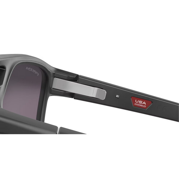 Сонцезахисні окуляри Oakley Latch Beta Matte Black/Prizm Grey 0888392376978 фото