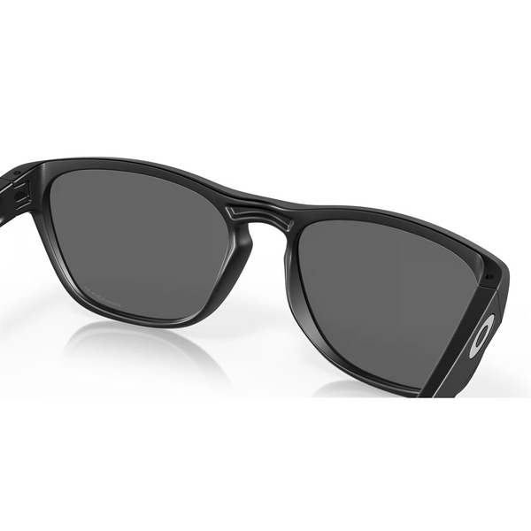 Сонцезахисні окуляри Oakley Manorburn Matte Black/Prizm Black Polarized 0888392576873 фото